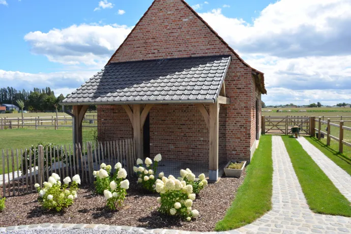 Hellend dak van Hoeve