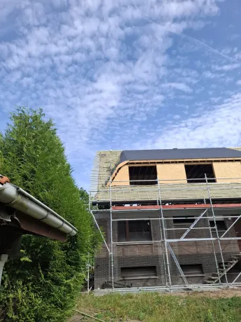 Dakconstructie en dak in leien