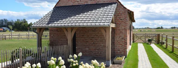 Hellend dak van Hoeve